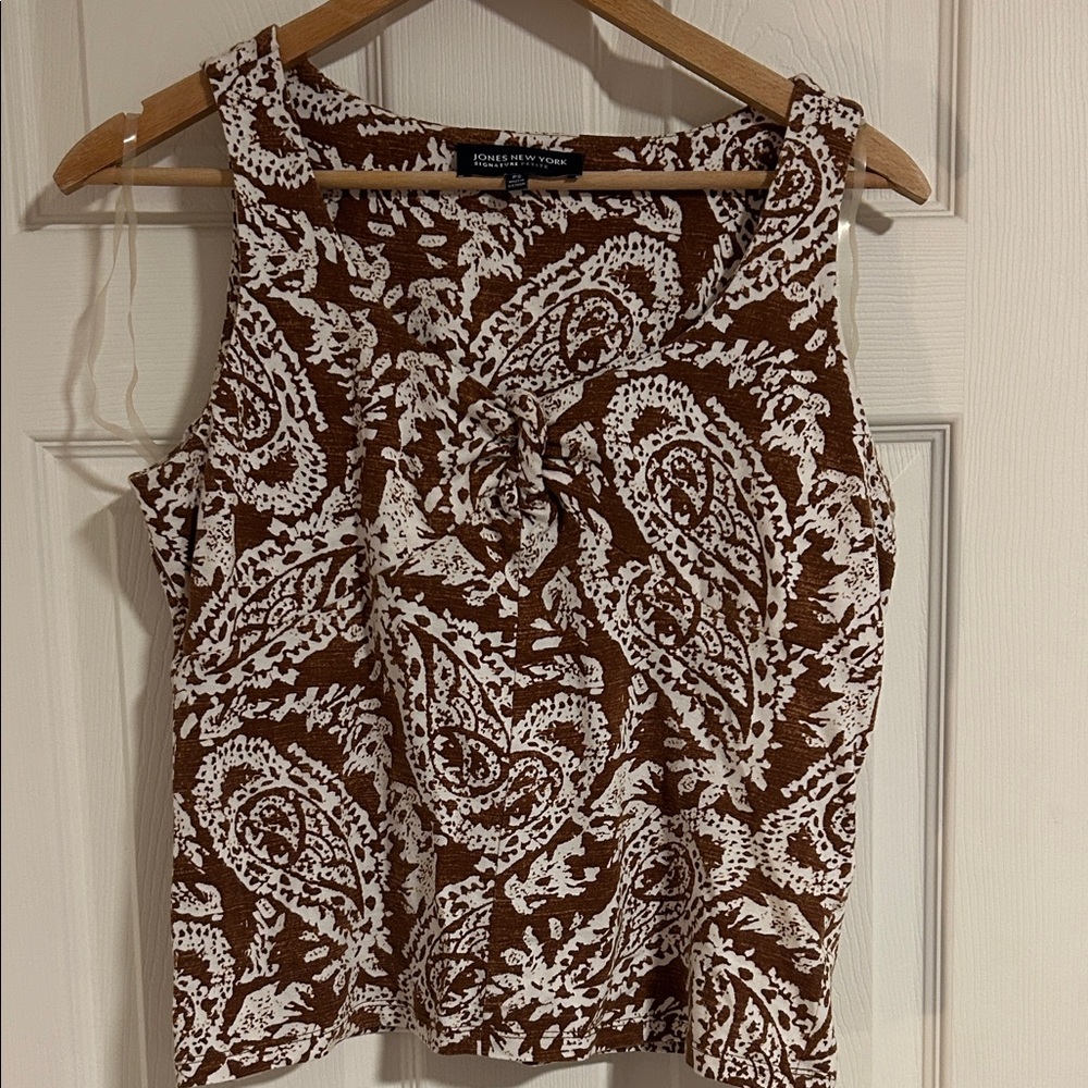 Jones New York Signature Petite Brown and White Paisley Tank Top